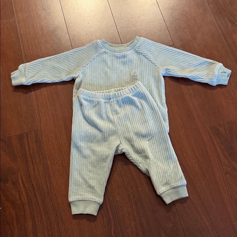 BABY GAP VELOUR SET 12 MONTHS